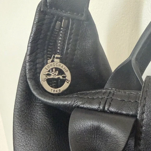 Longchamp - Le Pliage Xtra S Handbag - Black Leather - Picture 3 of 8